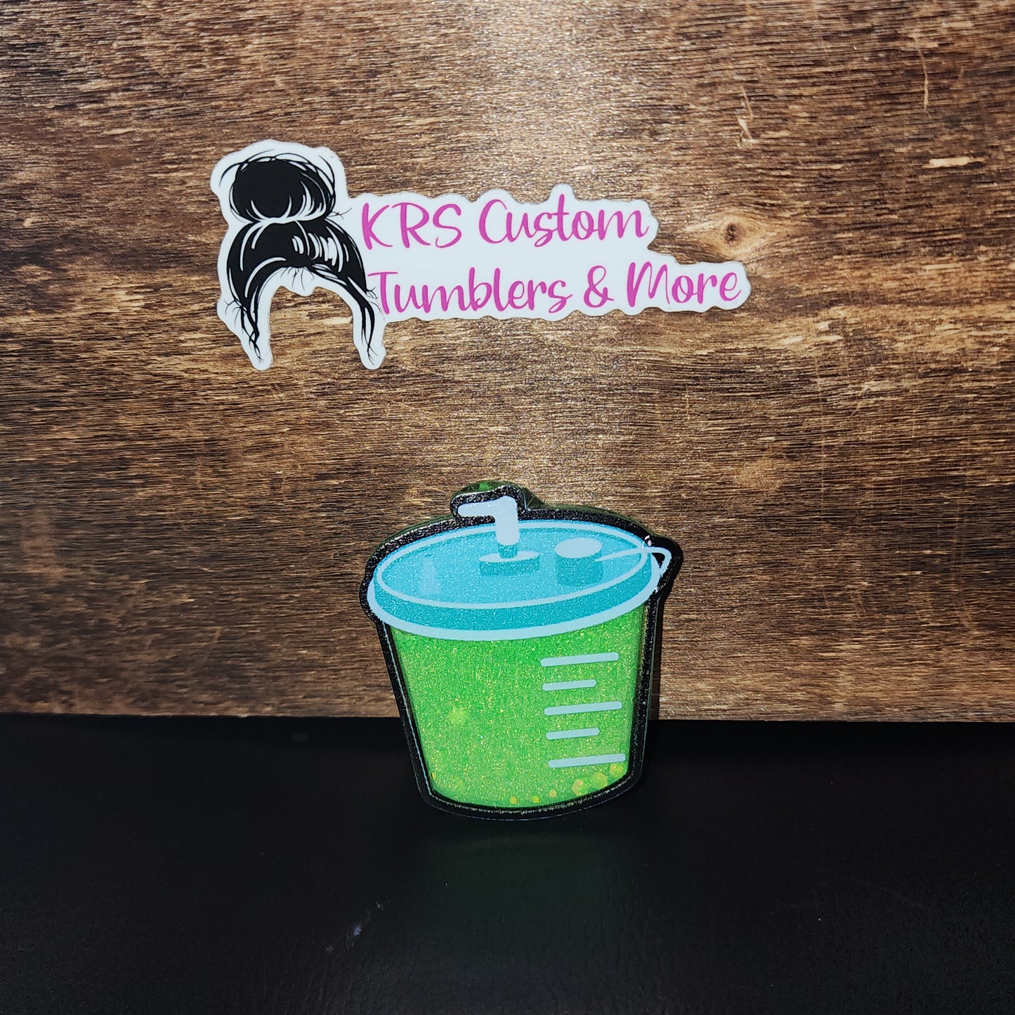 RTS Badge Reels - Suction Canister - Shaker