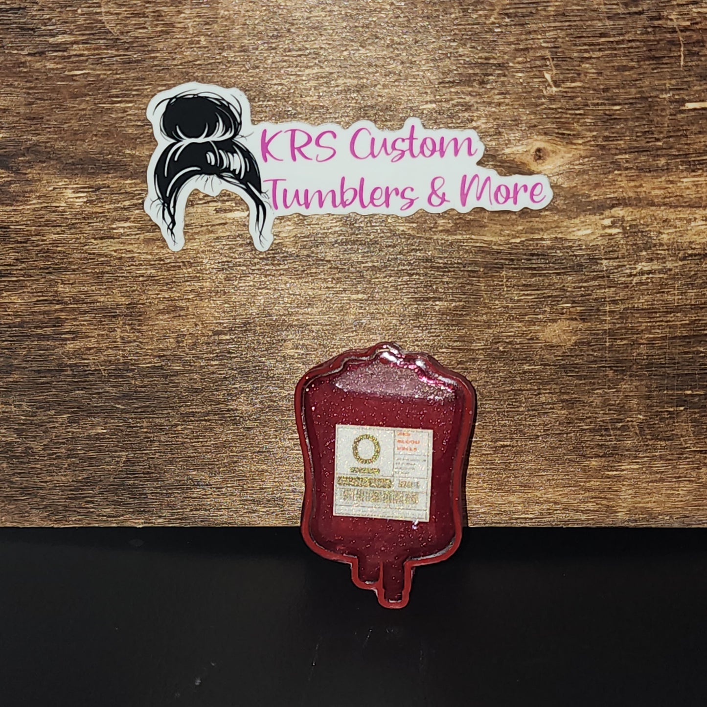RTS Badge Reels - IV Fluids - Shaker
