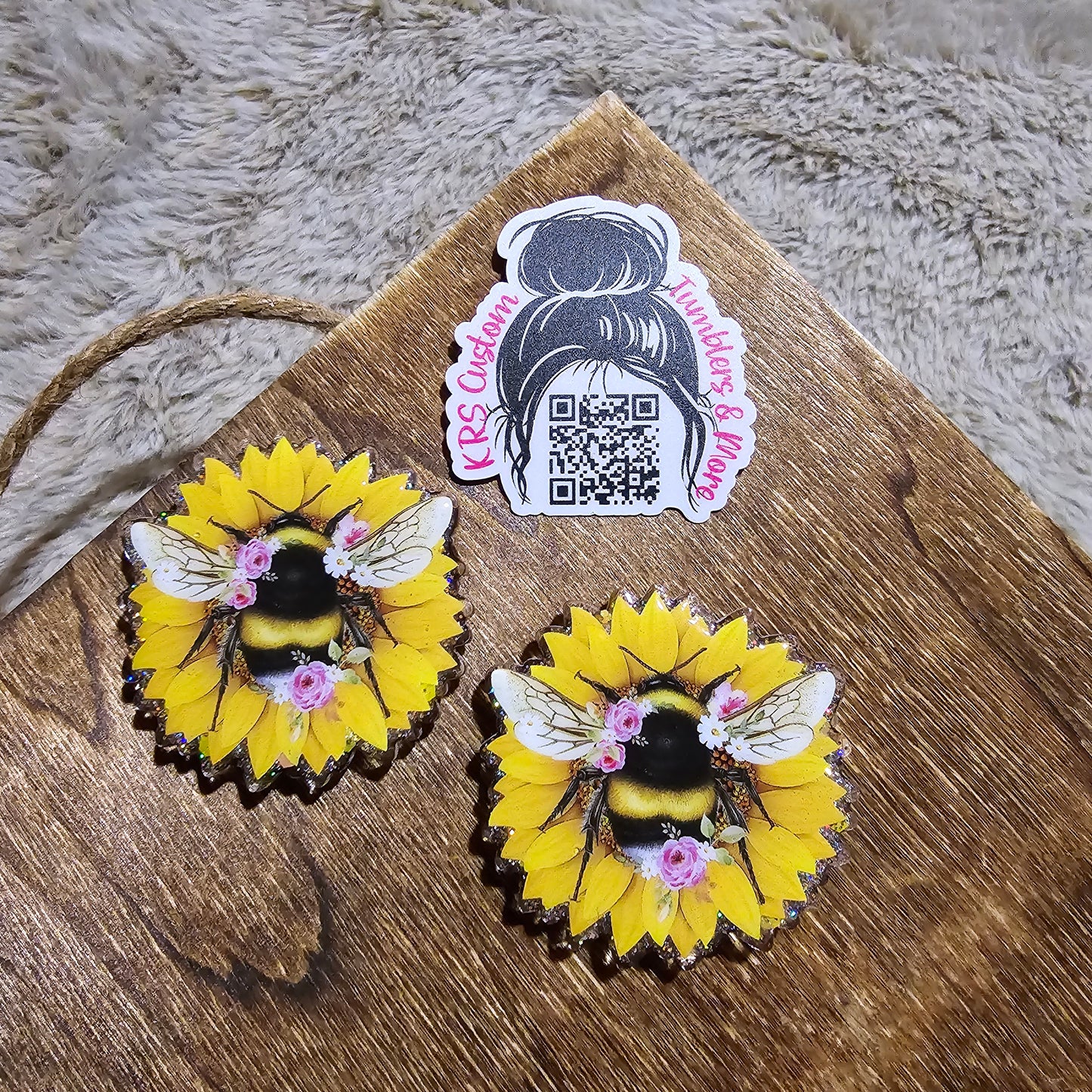 RTS Badge Reels - Sunflower Bee